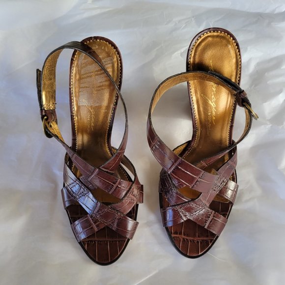Vince Camuto IMAGINE Brown Mock Croc Leather Sandals 9.5 - Picture 4 of 5